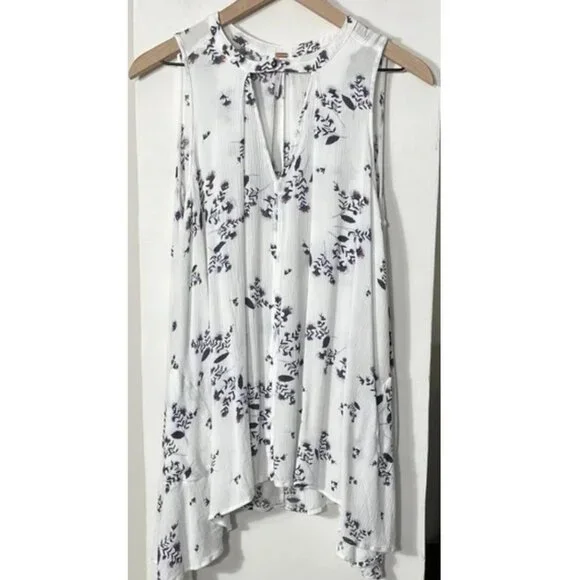 Free People - Sleeveless Tunic/Dress with Keyhole Front - Picture 5 of 8